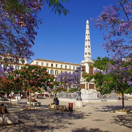 Del Parque Flats Flores Premium Малага Екстериор снимка