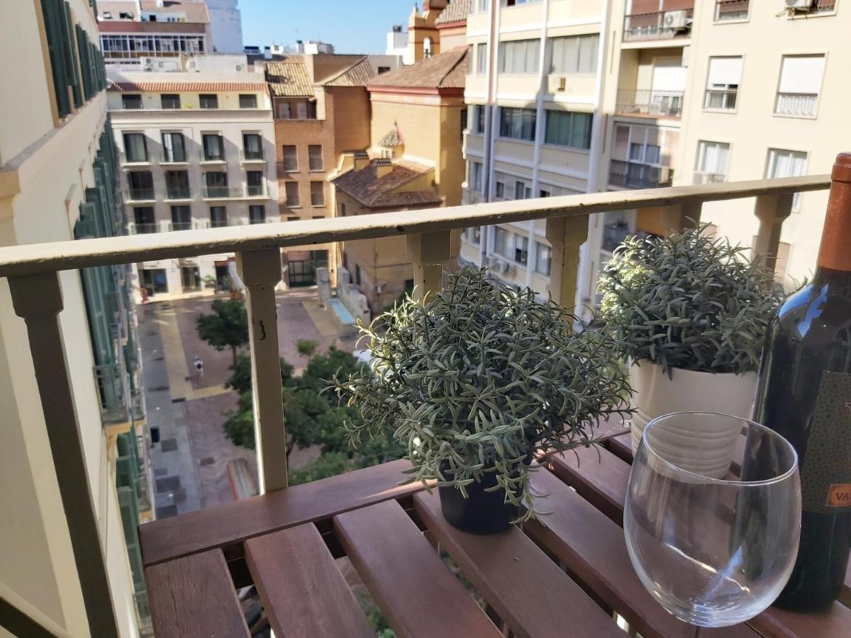 Del Parque Flats Flores Premium Малага Екстериор снимка